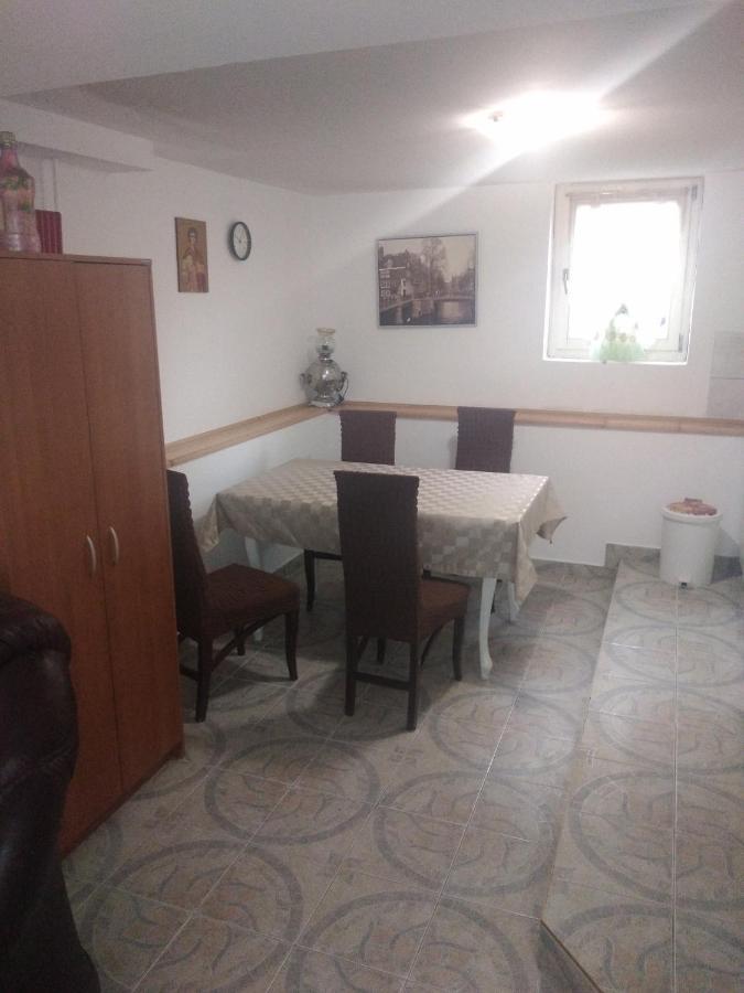 Goksi Apartment Суботица Экстерьер фото