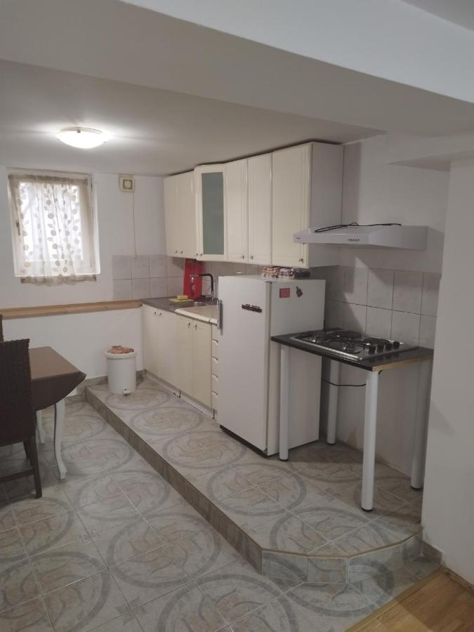 Goksi Apartment Суботица Экстерьер фото